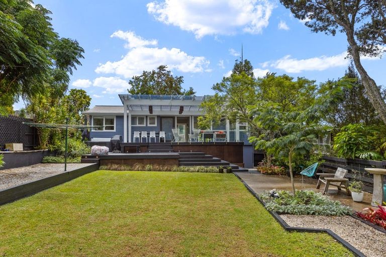 Photo of property in 51 Mcdowell Crescent, Hillcrest, Auckland, 0627