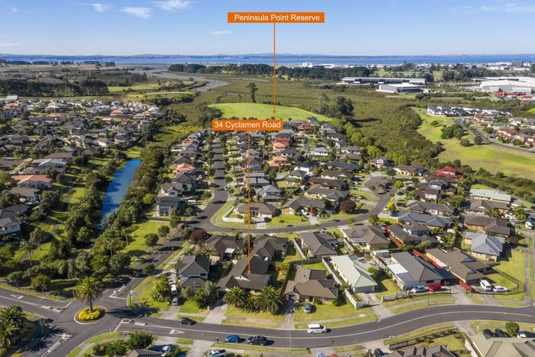 Photo of property in 34 Cyclamen Road, Mangere, Auckland, 2022