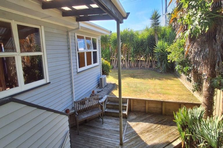 Photo of property in 3 Baverstock Road, Nawton, Hamilton, 3200