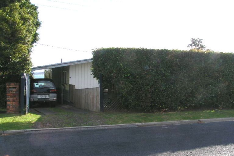Photo of property in 22 Pine Ridge Terrace, Hauraki, Auckland, 0622