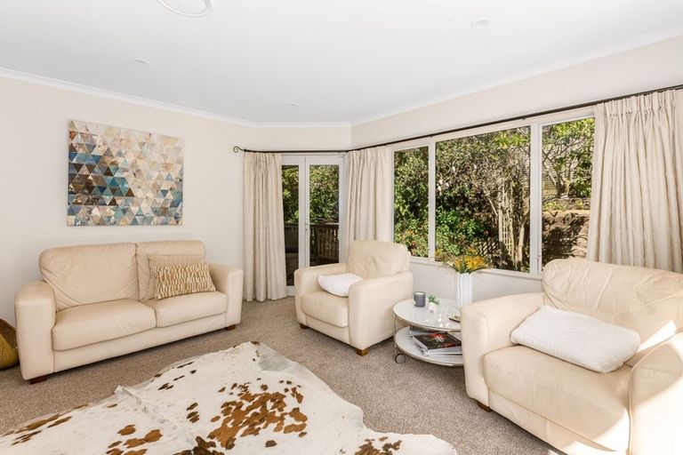 Photo of property in 4 Petrel Lane, Whitby, Porirua, 5024