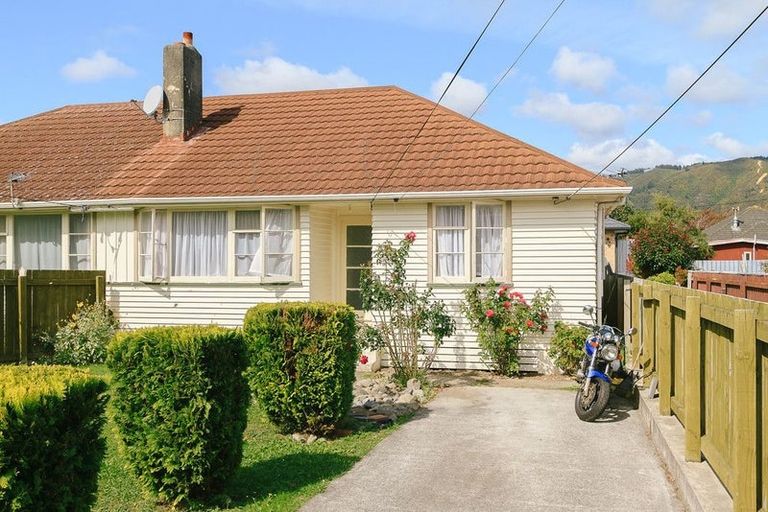 Photo of property in 1034 High Street, Avalon, Lower Hutt, 5011