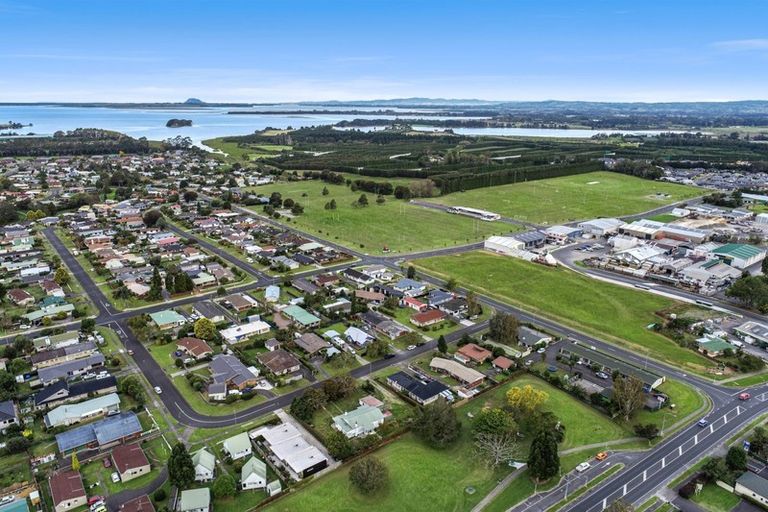 Photo of property in 21-23 Heron Crescent, Katikati, 3129