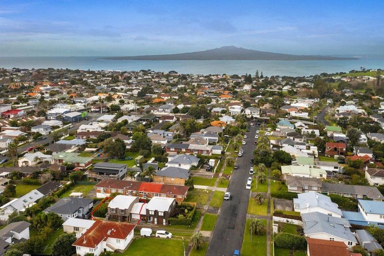 Photo of property in 2/14 Aramoana Avenue, Devonport, Auckland, 0624