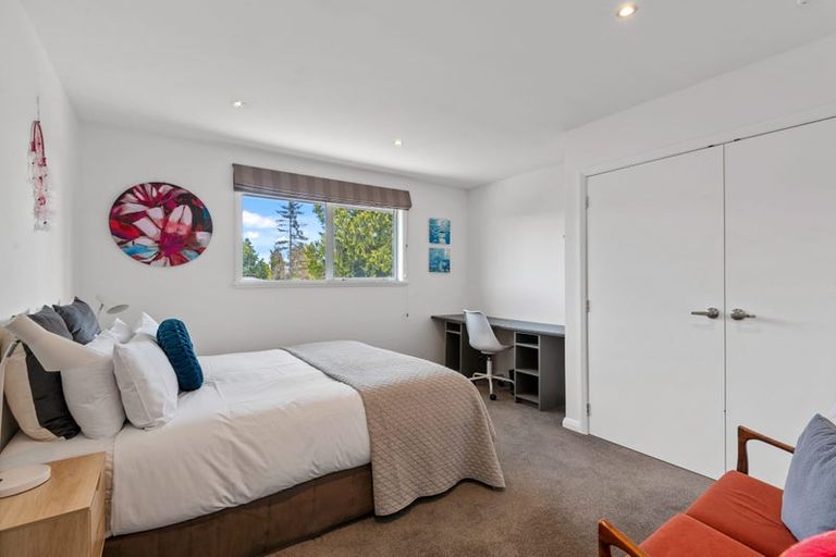 Photo of property in 186 Clyde Road, Burnside, Christchurch, 8053