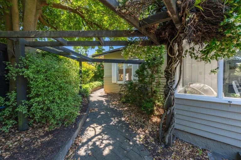 Photo of property in 290 Poraiti Road, Poraiti, Napier, 4182