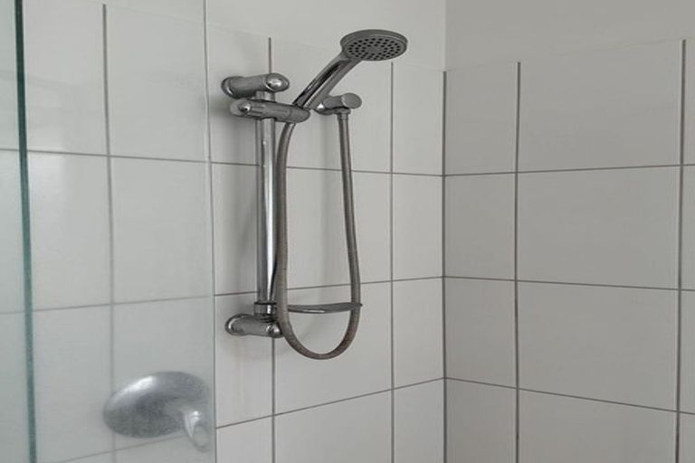 Photo of property in 41 Breaker Grove, Waiuku, 2123