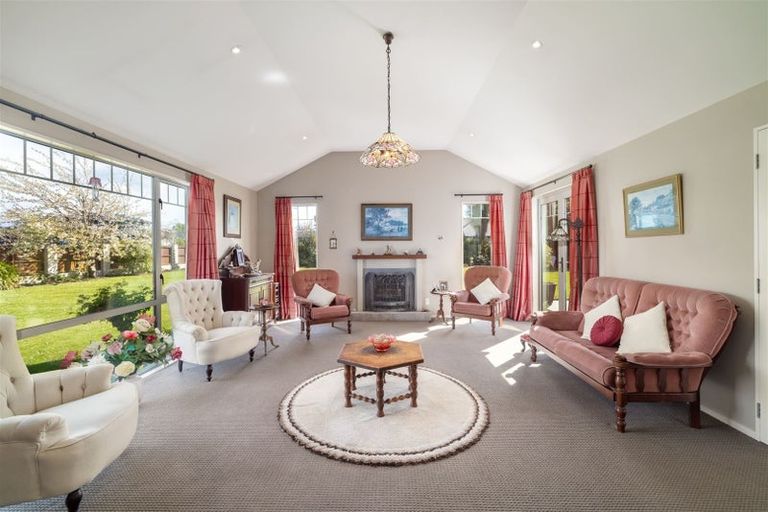 Photo of property in 204 Cavendish Road, Casebrook, Christchurch, 8051