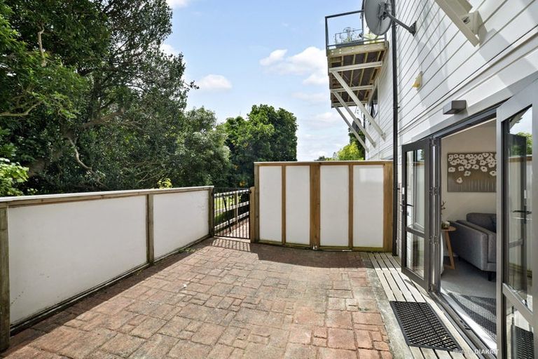 Photo of property in 6a/240 The Terrace, Wellington Central, Wellington, 6011