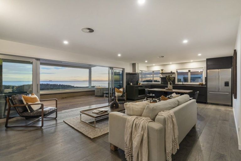 Photo of property in 357b Oceanbeach Road, Mount Maunganui, 3116