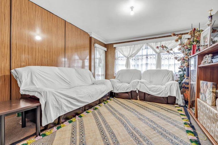 Photo of property in 92 Fisher Crescent, Otara, Auckland, 2023