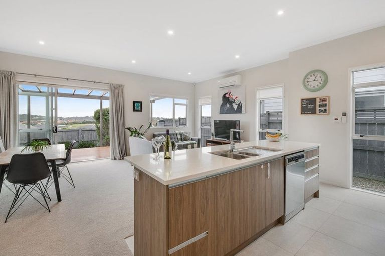 Photo of property in 49 Barcliff Terrace, Gulf Harbour, Whangaparaoa, 0930