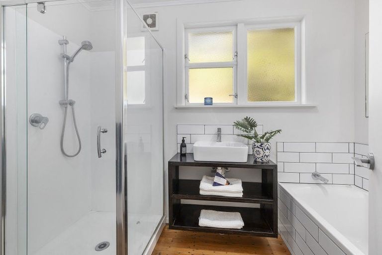 Photo of property in 12 Coleridge Street, Brooklyn, Wellington, 6021