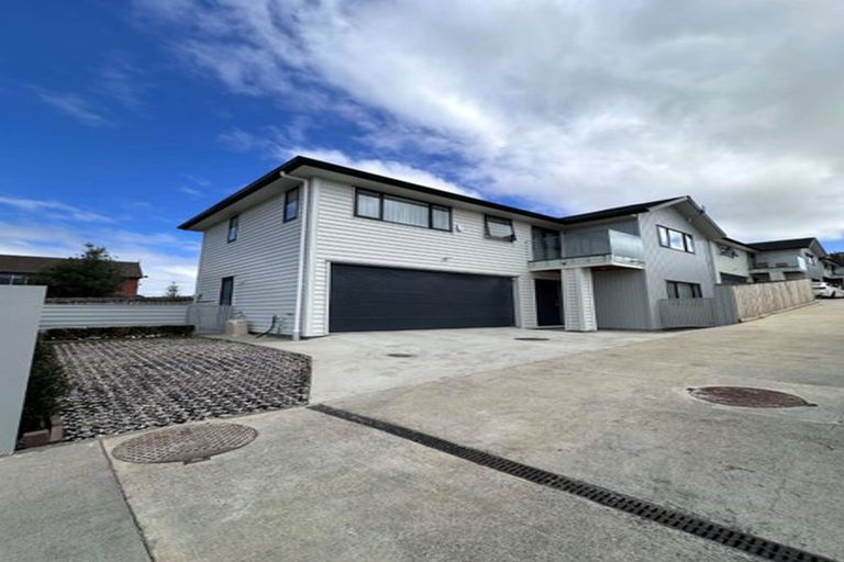 Photo of property in 9c Links Road, New Lynn, Auckland, 0600