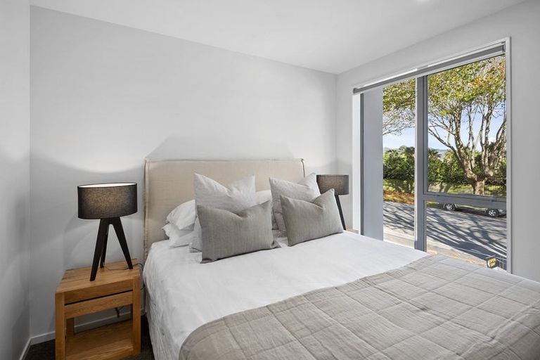 Photo of property in 2/21 Linwood Avenue, Linwood, Christchurch, 8011