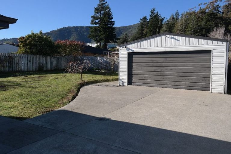 Photo of property in 26 Admiralty Place, Waikawa, Picton, 7220