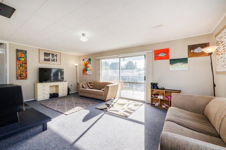 Photo of property in 181a Bridge Street, Bulls, 4818