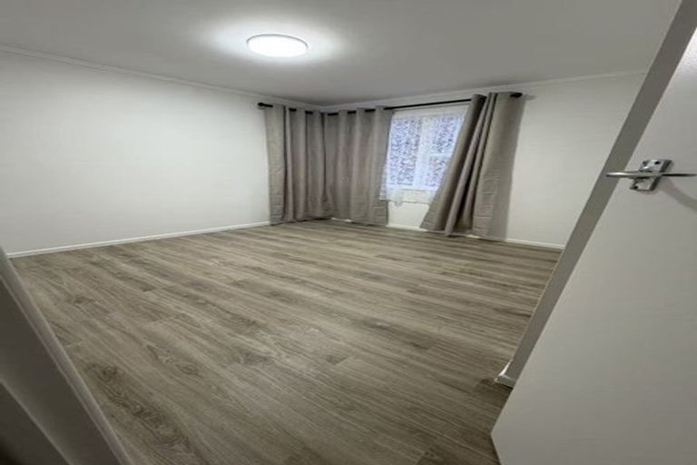 Photo of property in 26 Pinedale Place, Henderson, Auckland, 0610