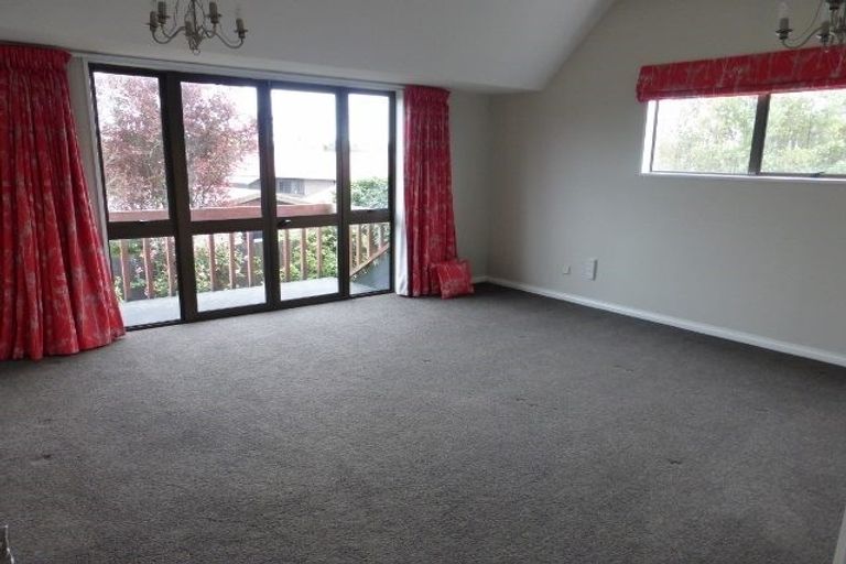 Photo of property in 9 Calverton Place, Halswell, Christchurch, 8025