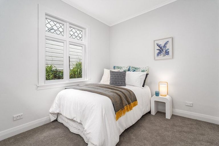 Photo of property in 36 Tavistock Road, Melrose, Wellington, 6023