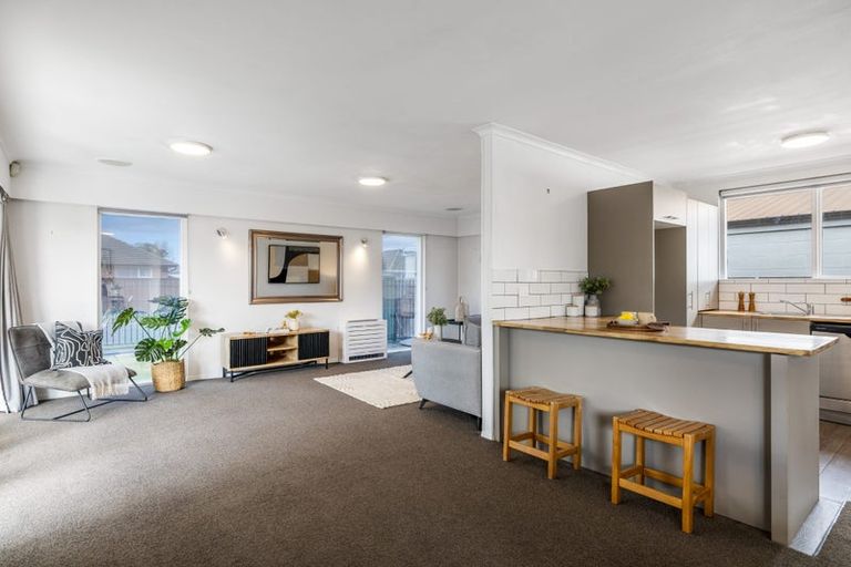 Photo of property in 3 Eglinton Street, Avondale, Christchurch, 8061