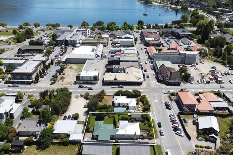 Photo of property in 65 Helwick Street, Wanaka, 9305