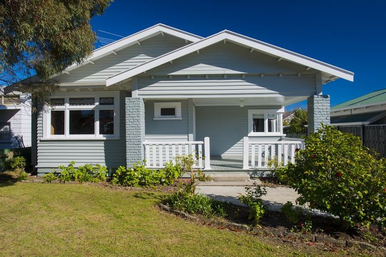 Photo of property in 12 Hinaki Street, Inner Kaiti, Gisborne, 4010