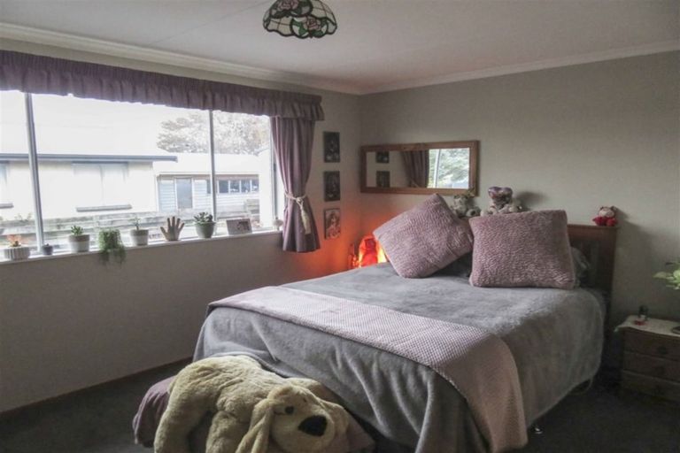Photo of property in 79 Avon Road, Clifton, Invercargill, 9812