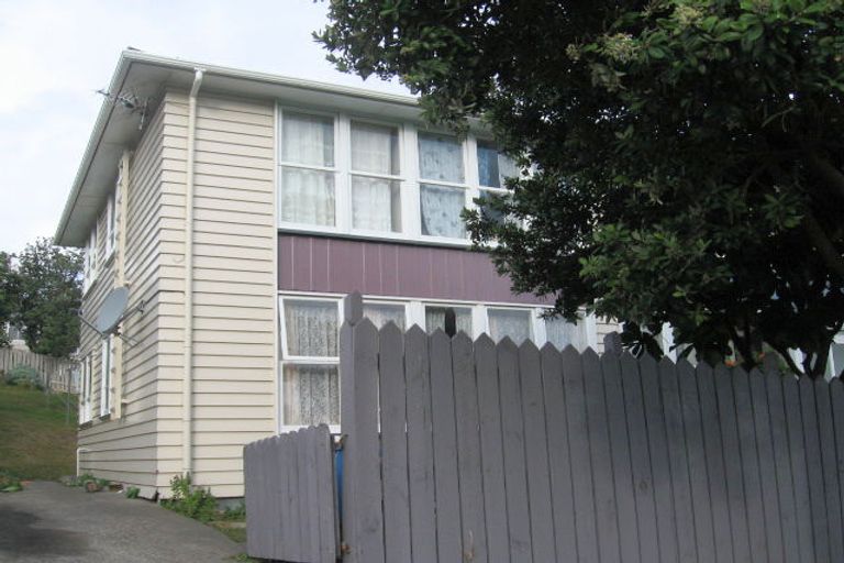 Photo of property in 53 Raukawa Street, Strathmore Park, Wellington, 6022
