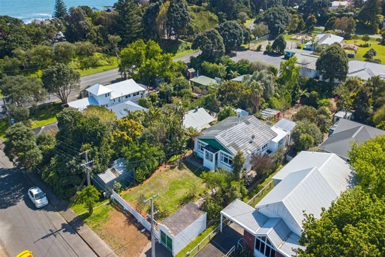 Photo of property in 31 Ocean Road, Paekakariki, 5034