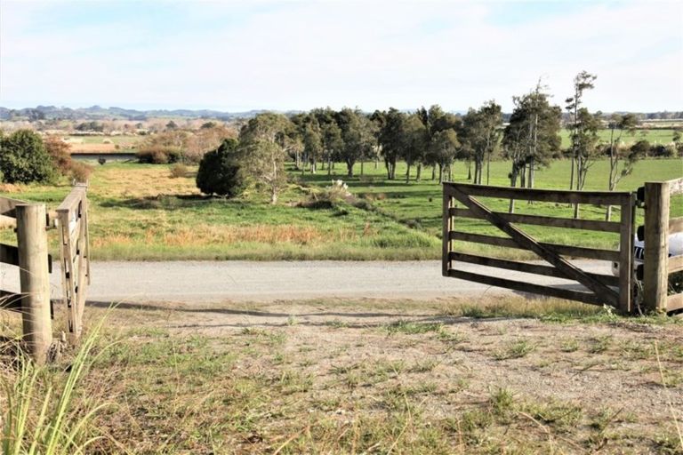 Photo of property in 181 Mangakura Road, Helensville, 0875