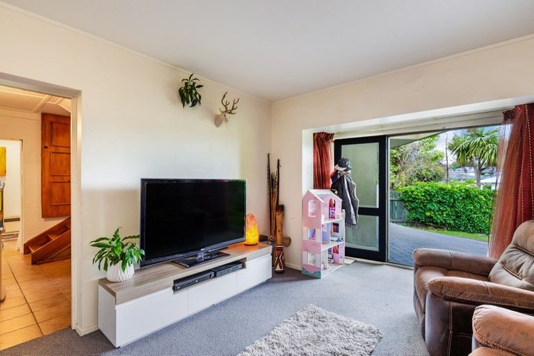 Photo of property in 6 Liston Avenue, Hilltop, Taupo, 3330
