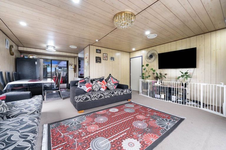 Photo of property in 1/19a Railway Street West, Papakura, 2110