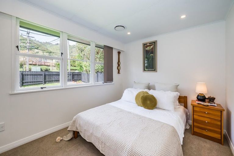 Photo of property in 86a Winara Avenue, Waikanae, 5036