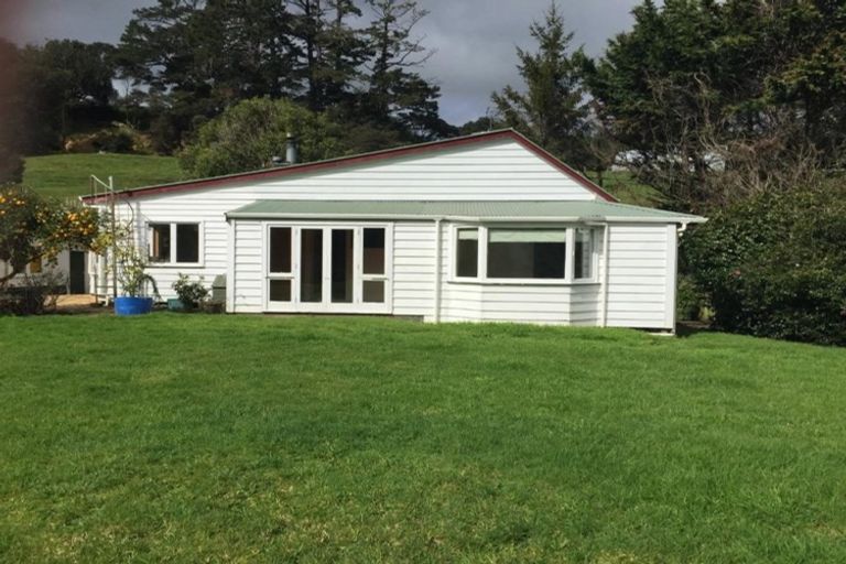 Photo of property in 140 Hunua Road, Hunua, Papakura, 2583