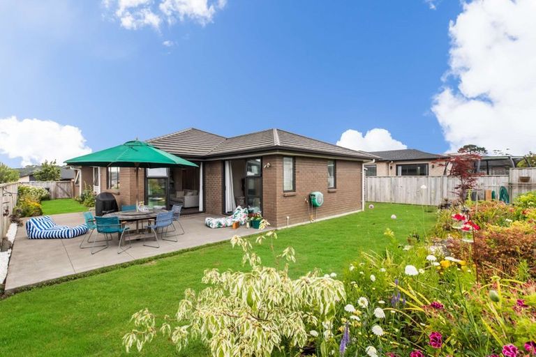 Photo of property in 12 Turpin Road, Riverhead, 0820