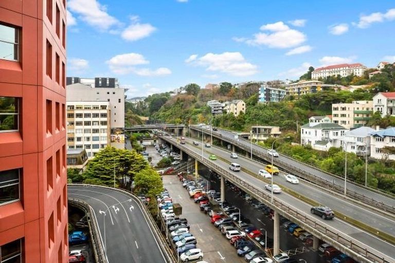 Photo of property in Terrace Tower Apartments, 8d/126 The Terrace, Wellington Central, Wellington, 6011