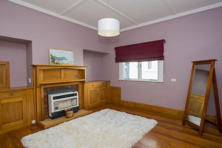 Photo of property in 12 Hinaki Street, Inner Kaiti, Gisborne, 4010