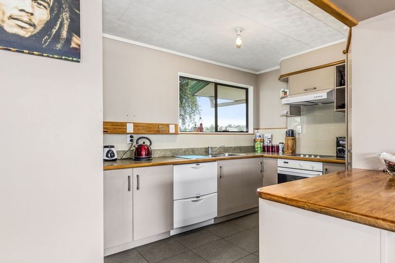 Photo of property in 28b Hall Road, Matua, Tauranga, 3110