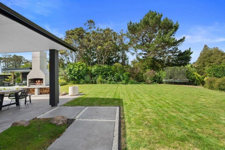 Photo of property in 92 Durey Road, Dairy Flat, Albany, 0792