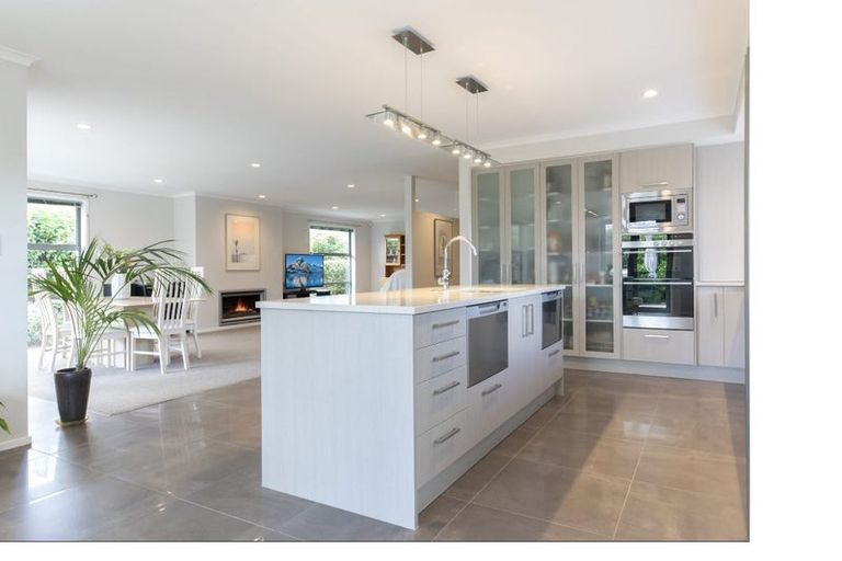 Photo of property in 9 Maple Lane, Huapai, Kumeu, 0810