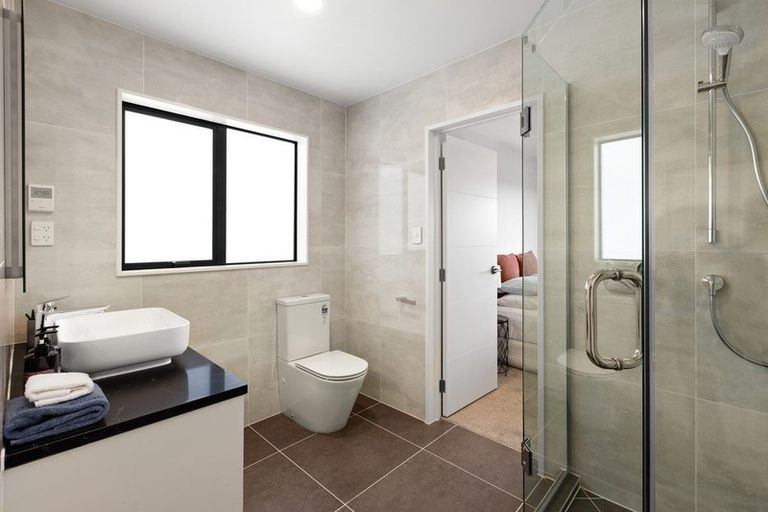 Photo of property in 28 Takurua Terrace, Orewa, 0931