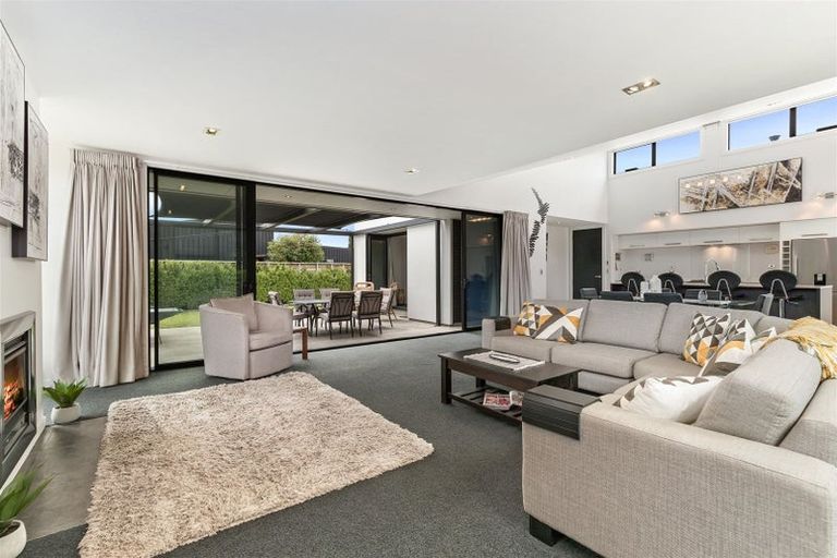 Photo of property in 5 Poppy Lane, Albert Town, Wanaka, 9305