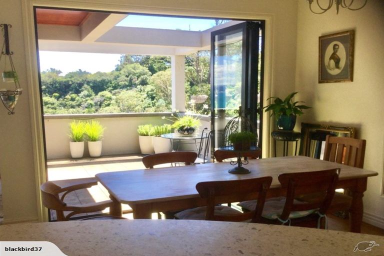 Photo of property in 4a Seapoint Road, Bluff Hill, Napier, 4110