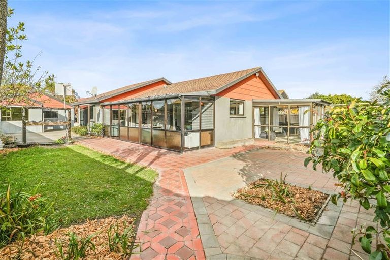 Photo of property in 14 Fernbrook Place, Mairehau, Christchurch, 8013
