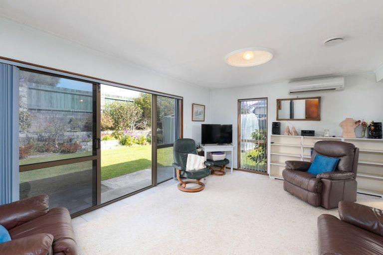 Photo of property in 1 Camellia Avenue, Bell Block, New Plymouth, 4312