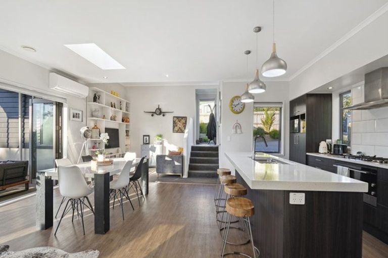 Photo of property in 1154a East Coast Road, Redvale, Auckland, 0794