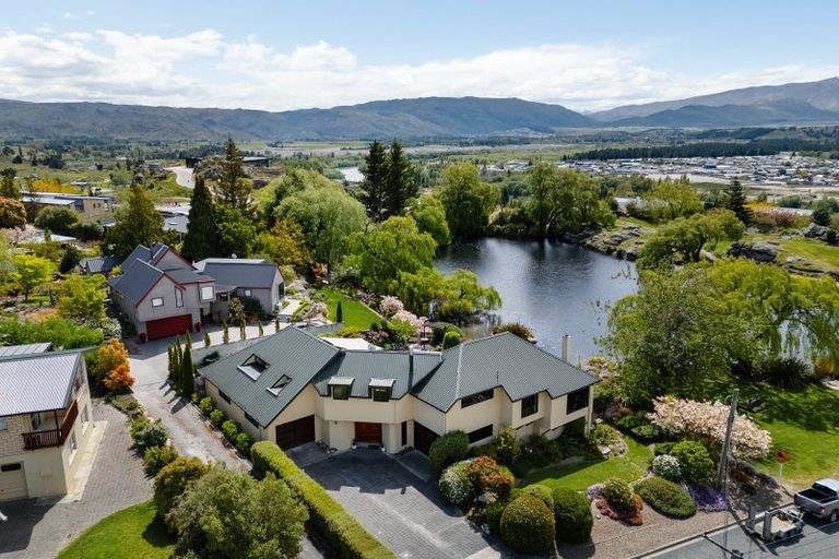 Photo of property in 43 Aronui Road, Bridge Hill, Alexandra, 9320