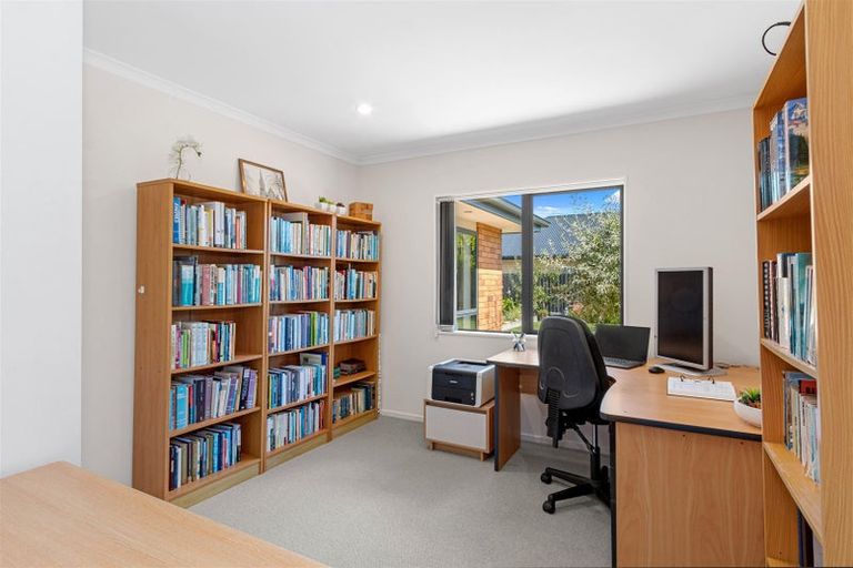 Photo of property in 25 John Campbell Crescent, Hillmorton, Christchurch, 8024