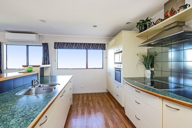 Photo of property in 83 Churchill Drive, Taradale, Napier, 4112